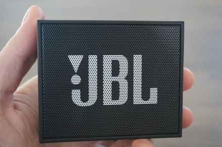 JBL GO Inside.jpg