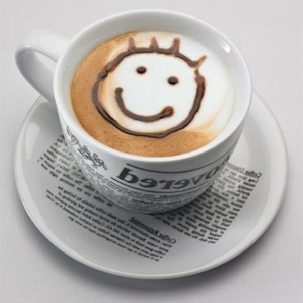 Tasse-Kaffee-mit-L-C3-A4chelndes-Gesicht.jpg