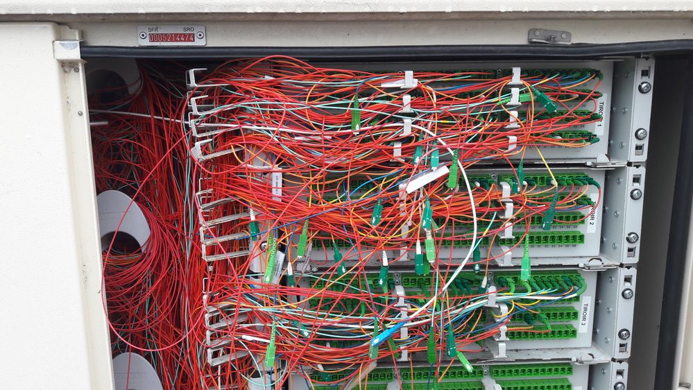 PAS de CONNEXION Armoire SFR dugny 93440