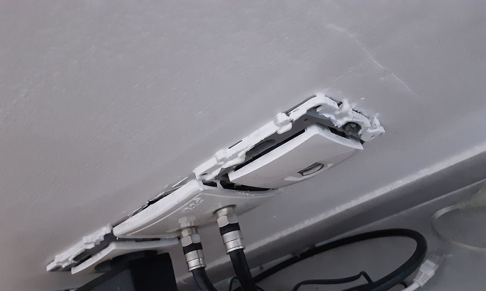 Prise coaxial +RJ45 Salon