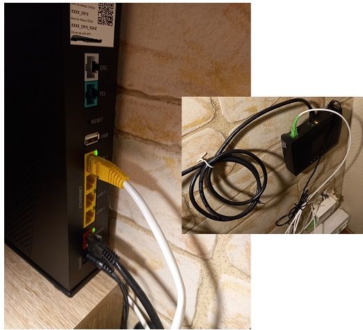 box relié sur ont par le rj45 noir qui l'autre effetivement relié par un blanc qui pourrait mais je n'ai pas débranché sur le boitiér blanc