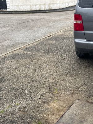 un peu plus loin trottoir  refait