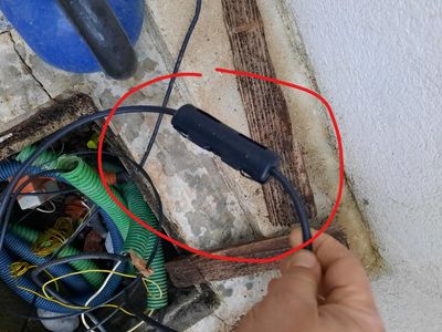 8 FRANCE TELECOM RACCORD FIL TRAPPE _LI.jpg 8 FRANCE TELECOM RACCORD FIL TRAPPE _LI.jpg