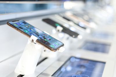 021225_blog-SFR_avec-SFR-meme-le-mobile-ne-quitte-jamais-le-bal_002.jpg 021225_blog-SFR_avec-SFR-meme-le-mobile-ne-quitte-jamais-le-bal_002.jpg